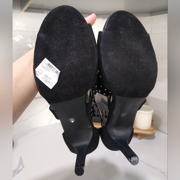 [H461] Worthington Black Studded Heels, Size 10 - Picture 4 of 6